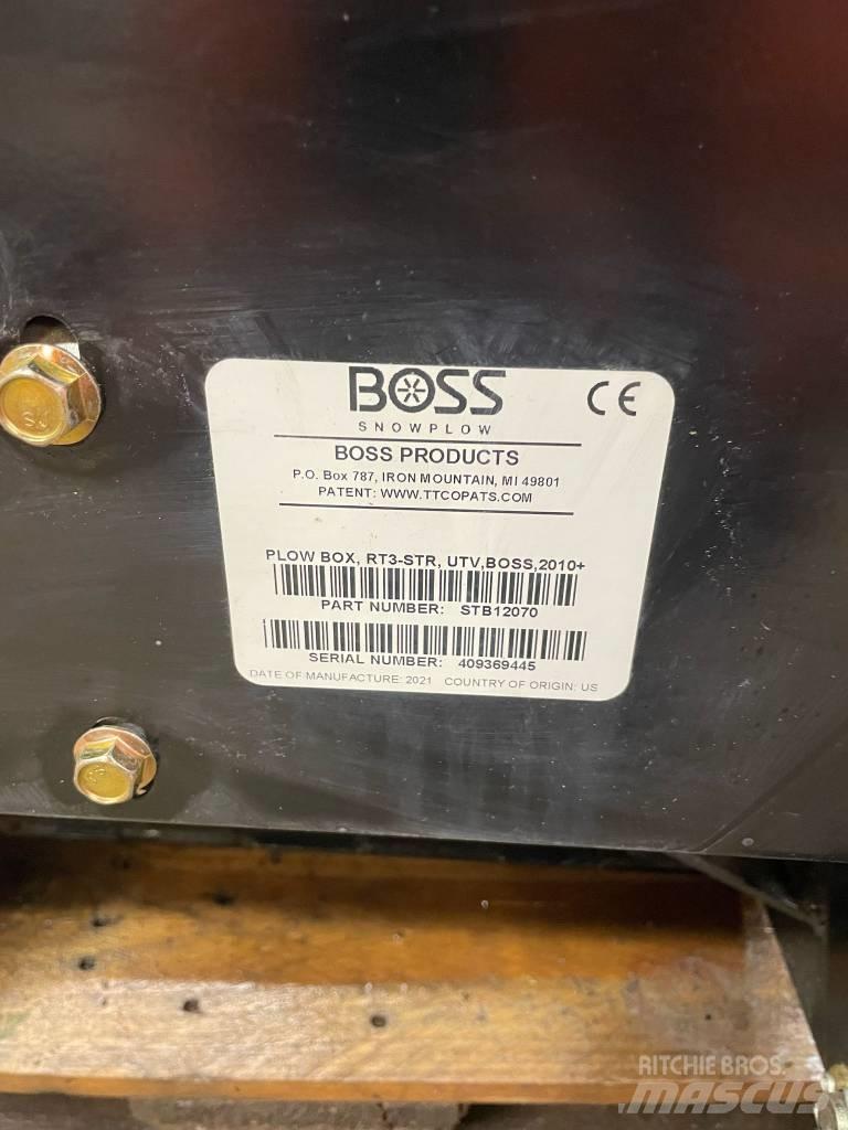 Boss SK-R 6' Box Plow حراثات ونصول الجليد