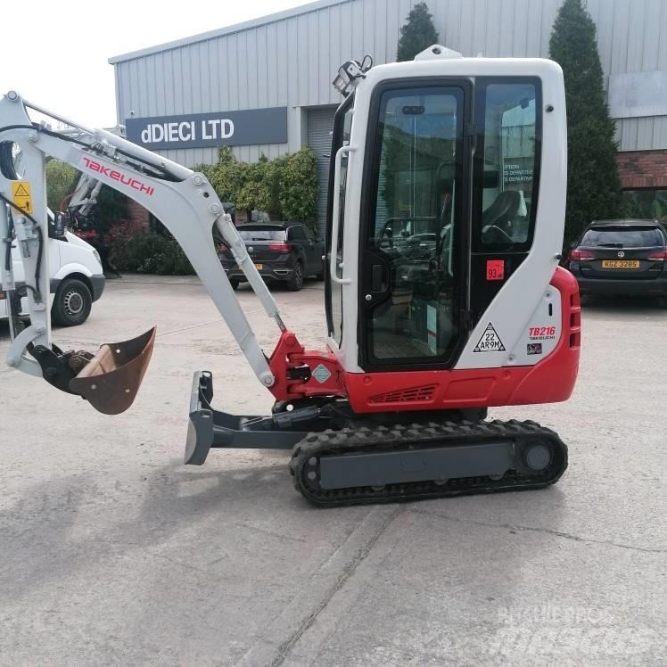 Takeuchi TB216 حفارات صغيرة أقل من 7 طن (حفارات صغيرة)