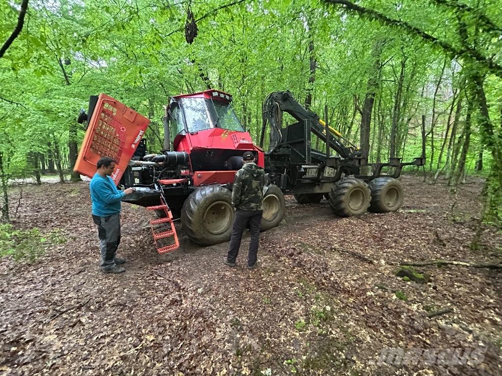 Valmet 840.2 شاحنات