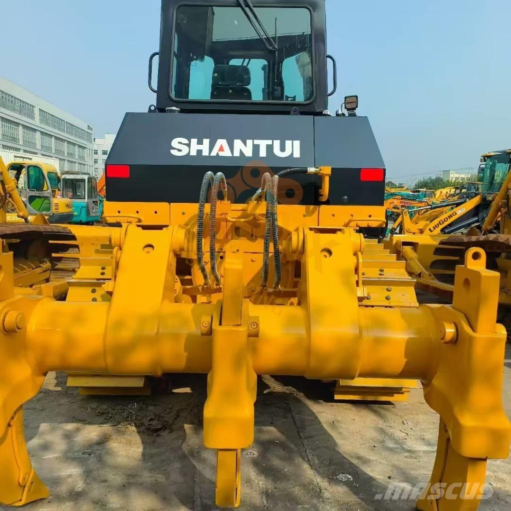 Shantui SD 22 بلدوزرات مجنزرة