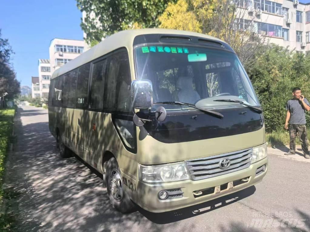 Toyota Coaster حافلة داخل المدينة