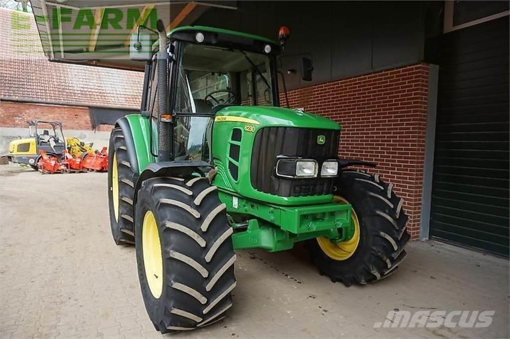John Deere 6230 الجرارات