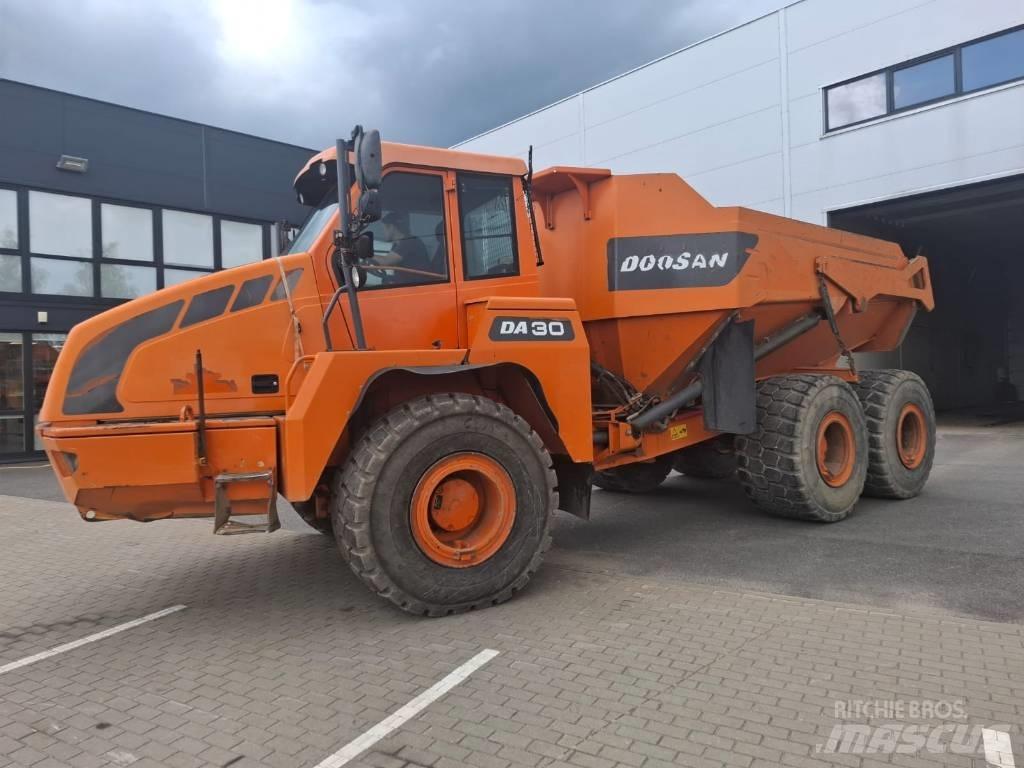 Doosan DA 30 ساحبات مفصلية