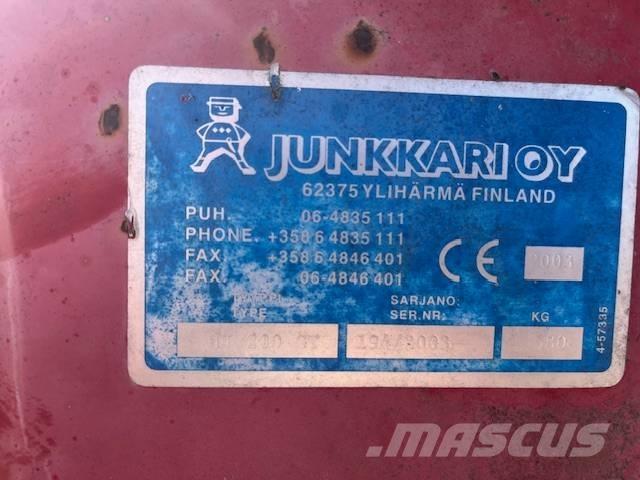 Junkkari HJ 200 ماكينات تقطيع أخشاب الحراجة