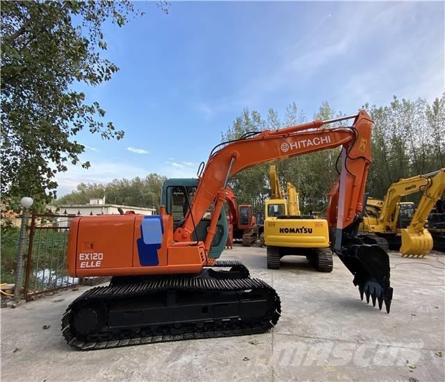 Hitachi EX120 حفارات زحافة