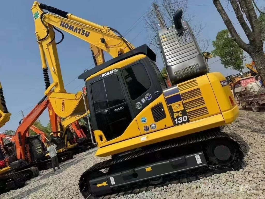 Komatsu PC 130 حفارات زحافة