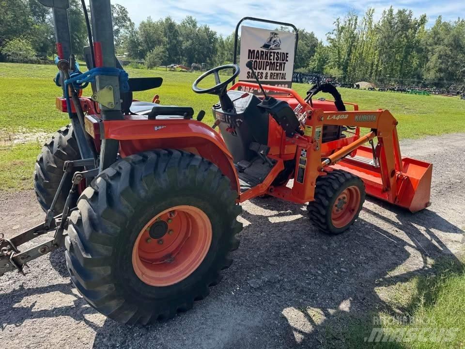 Kubota B 7800 HSD الجرارات