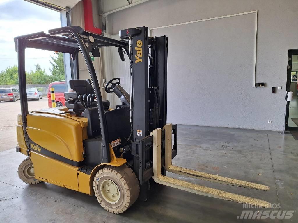 Yale ERP 30 VL شاحنات ذات رافعات شوكية تعمل بالكهرباء