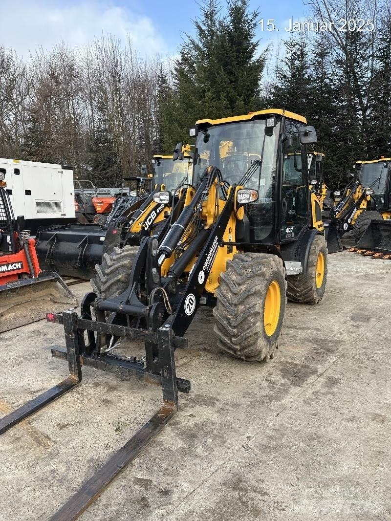 JCB 407 لوادر بعجل