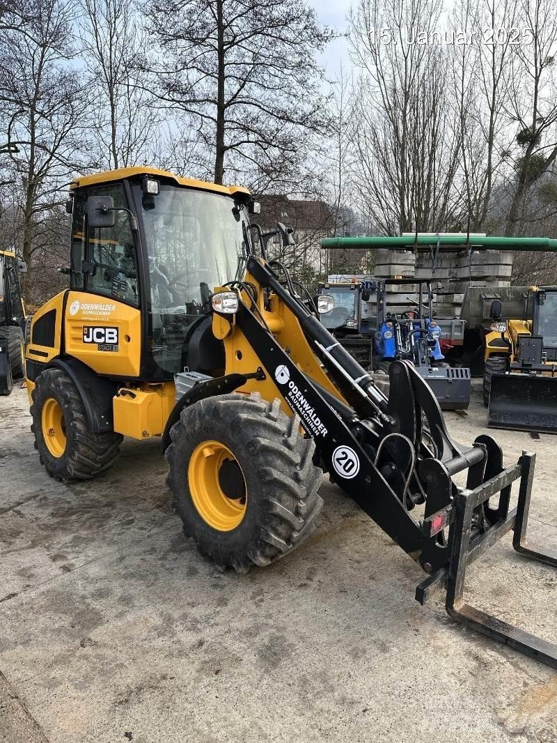 JCB 407 لوادر بعجل