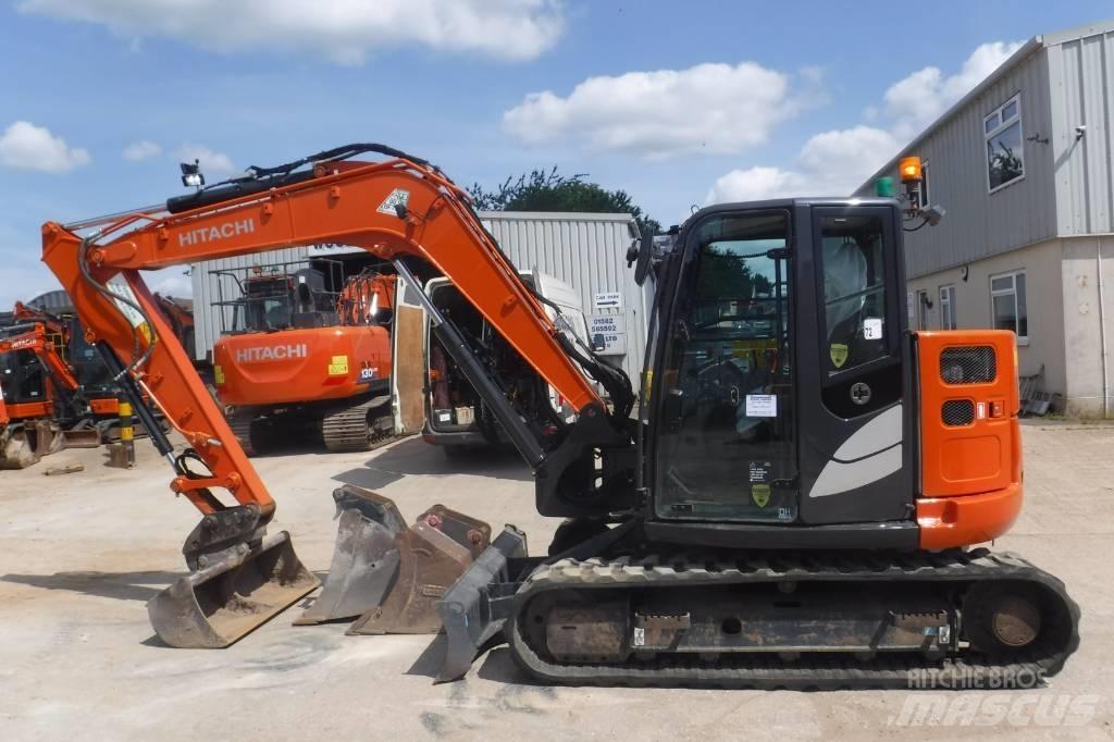 Hitachi ZX 85 US B-6 حفارات وسط 7 طن - 12 طن