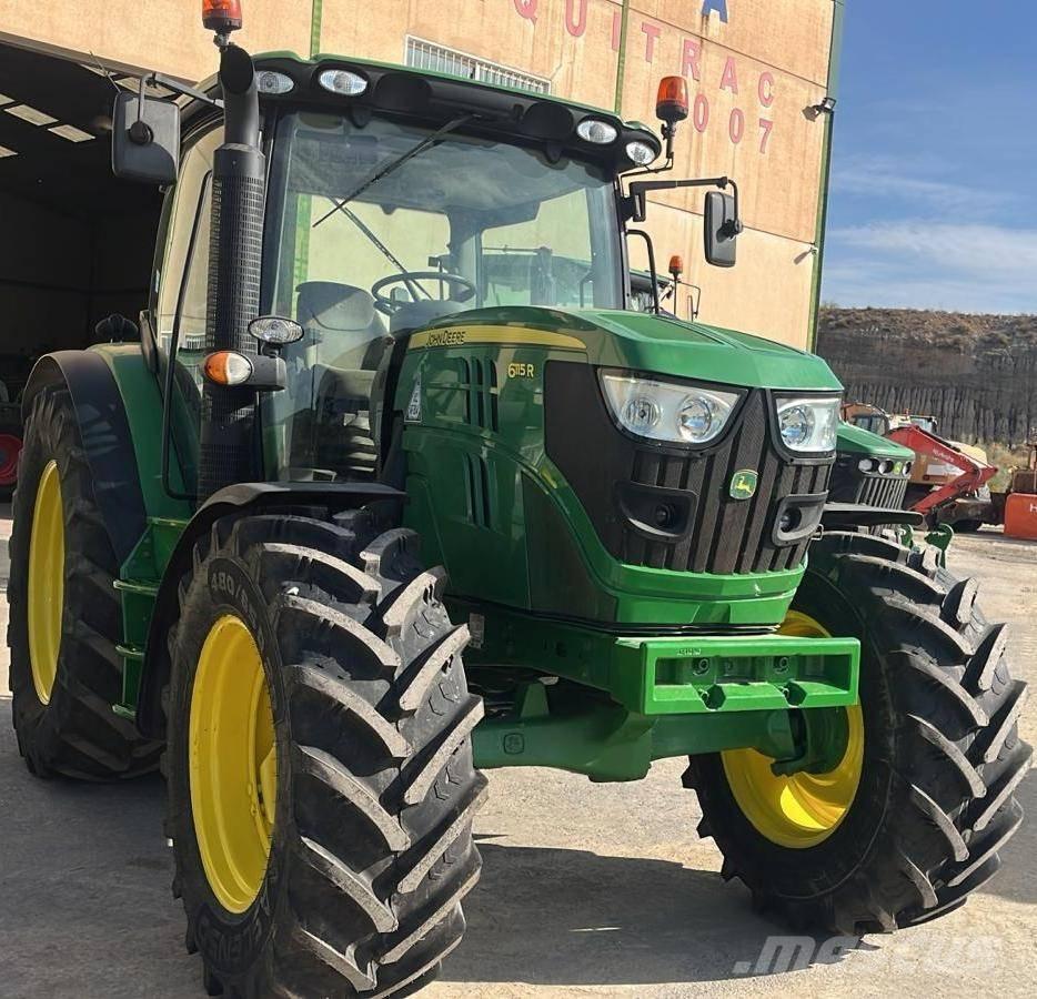John Deere 6115 R الجرارات