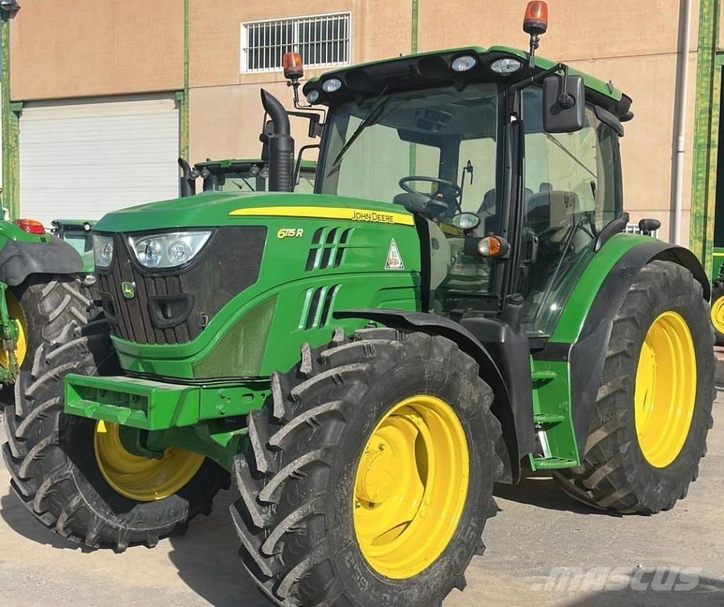 John Deere 6115 R الجرارات