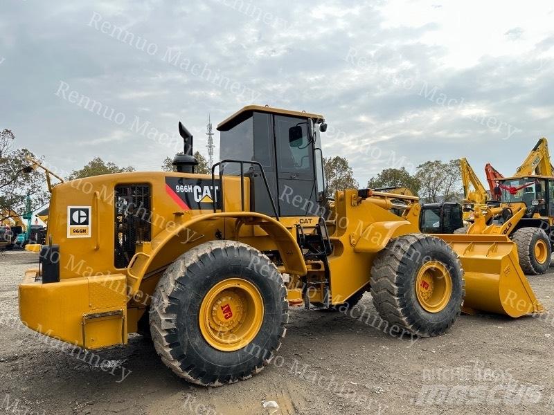 CAT 966H لوادر بعجل
