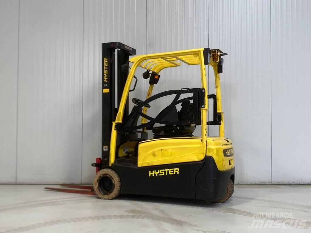 Hyster J2.0XNT lwb شاحنات ذات رافعات شوكية تعمل بالكهرباء