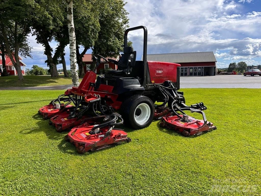 Toro 4700 ركوب الحشائش