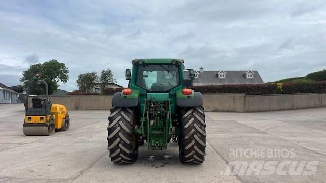 John Deere 69205 الجرارات