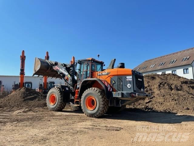 Doosan DL420 لوادر بعجل