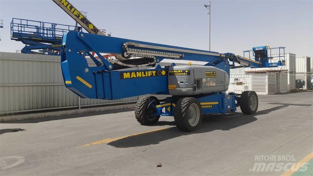 Genie Z135/70 رافعات سلة مفصلية