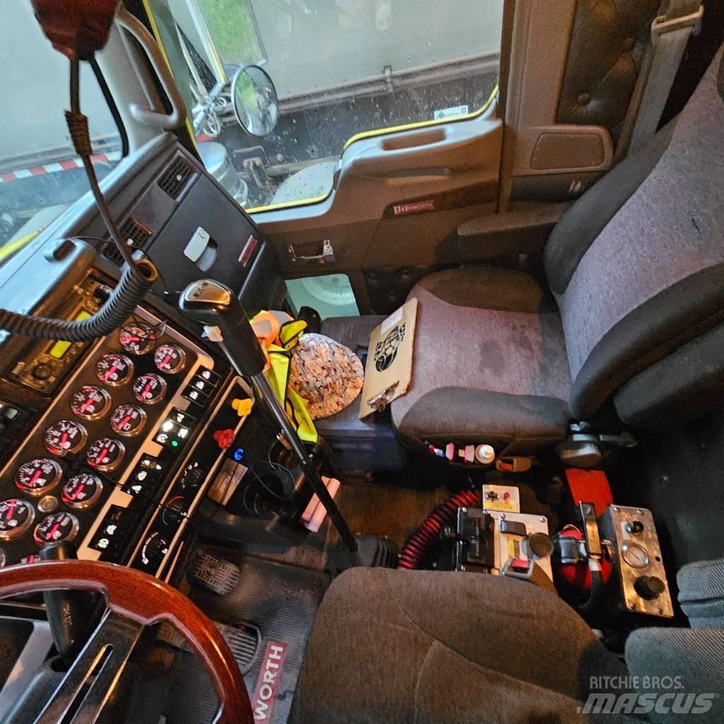Kenworth T 800 شاحنات قلابة