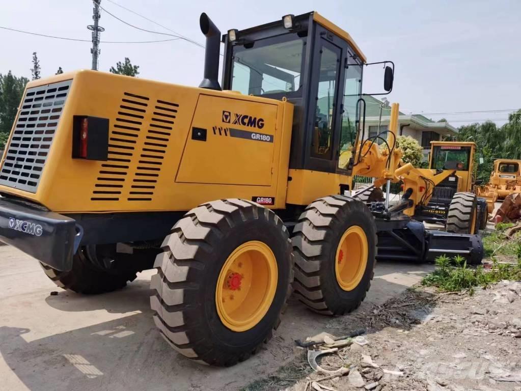 XCMG GR 180 معدات تمهيد الطرق