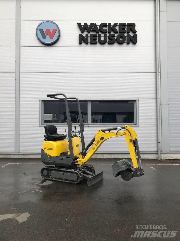 Wacker Neuson 803 حفارات صغيرة أقل من 7 طن (حفارات صغيرة)