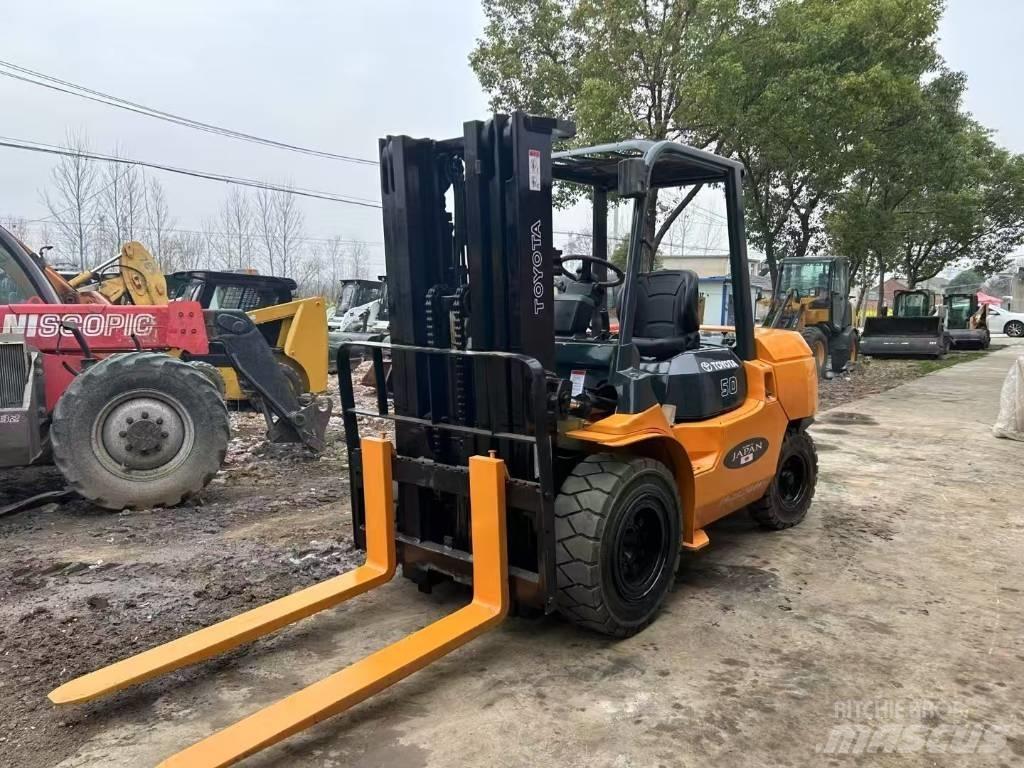 Toyota FD 50 شاحنات الديزل