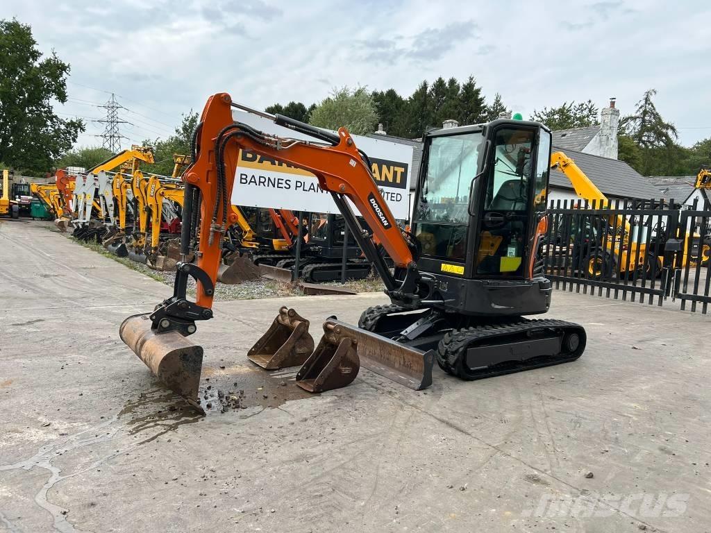 Doosan DX 27 Z حفارات صغيرة أقل من 7 طن (حفارات صغيرة)