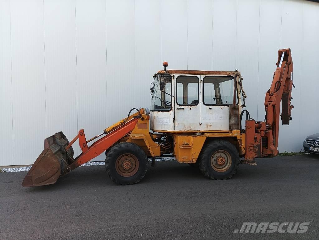 Schaeff SKB 902 لوادر ذات جرافات عكسية