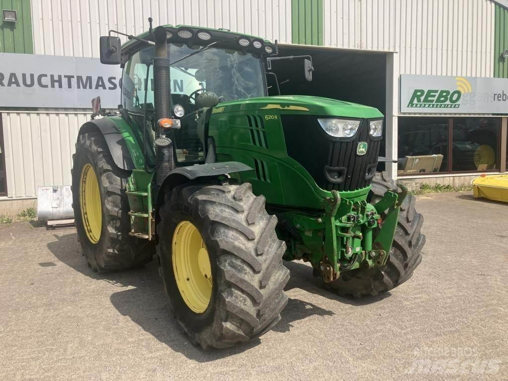 John Deere 6210 R الجرارات
