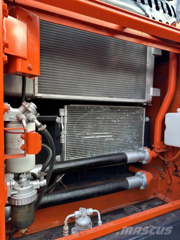 Doosan DX300LC حفارات زحافة