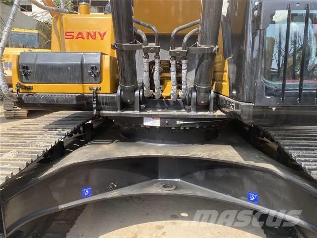 Sany SY 215 C-pro حفارات زحافة