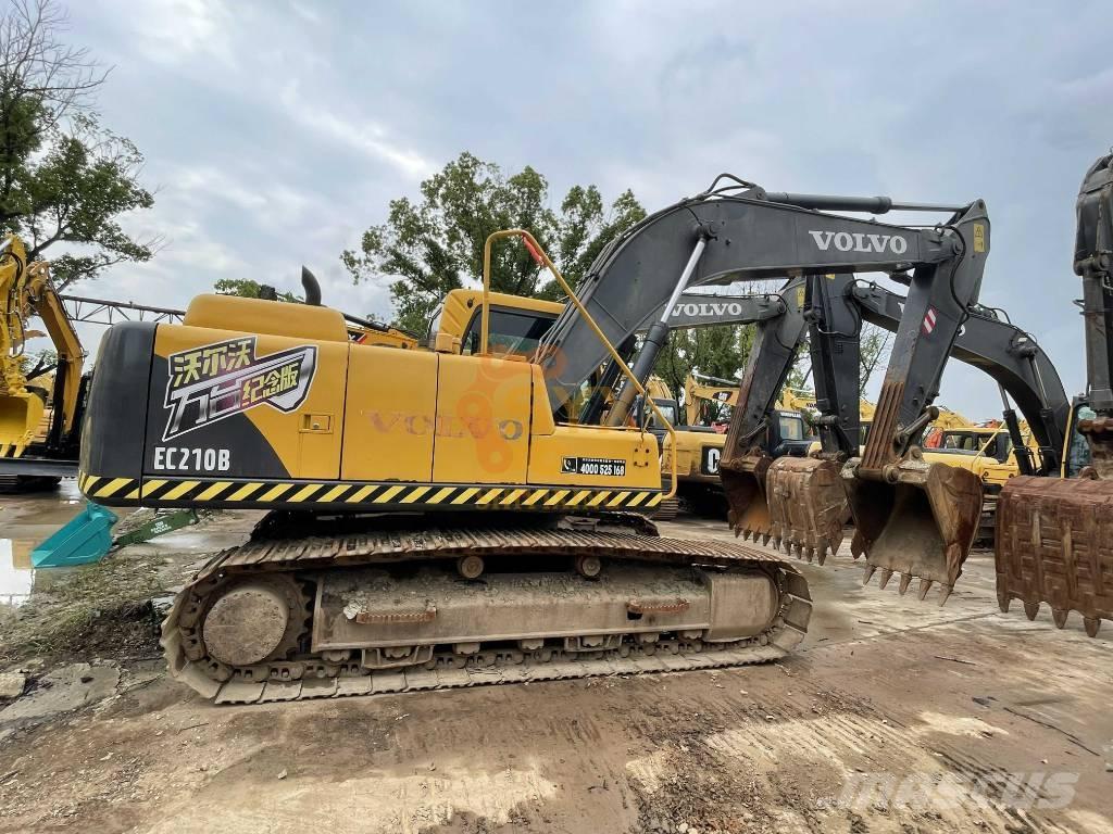 Volvo EC 210 B LC حفارات زحافة
