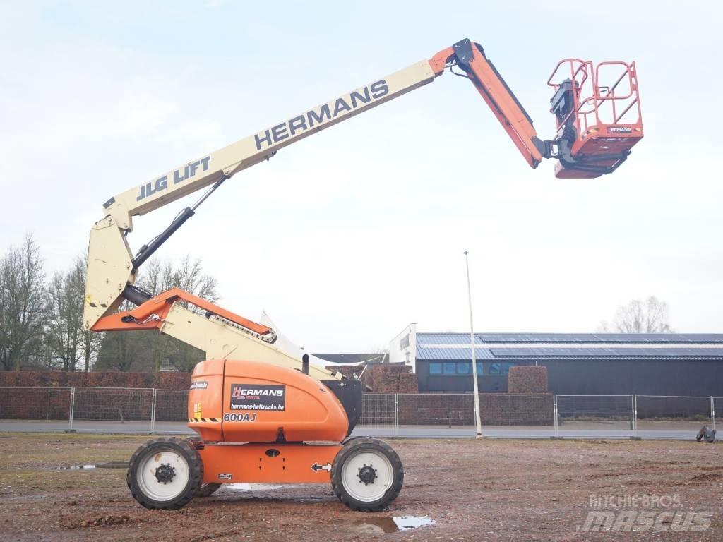 JLG 600 AJ رافعات سلة مفصلية