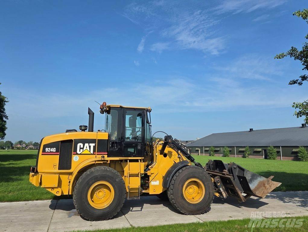 CAT 924G لوادر بعجل