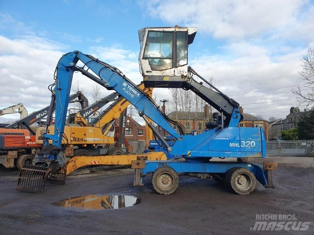 Fuchs MHL 320 مناولات المخلفات / مناولات صناعية