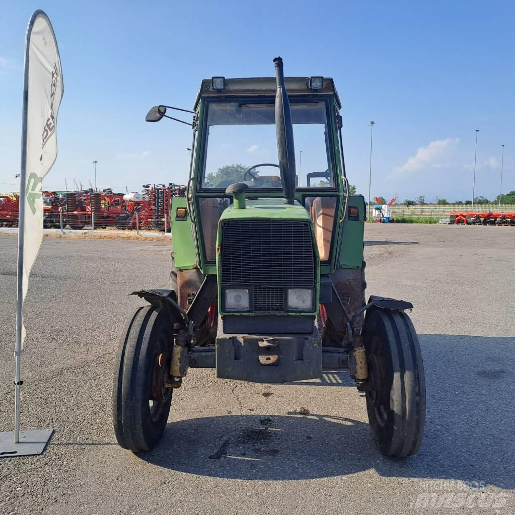 Fendt 303 LS FARMER الجرارات