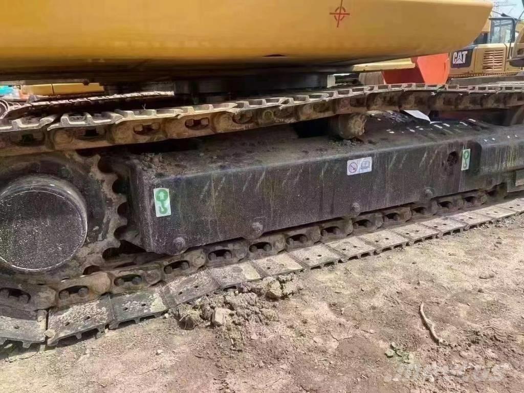 CAT 306E حفارات زحافة