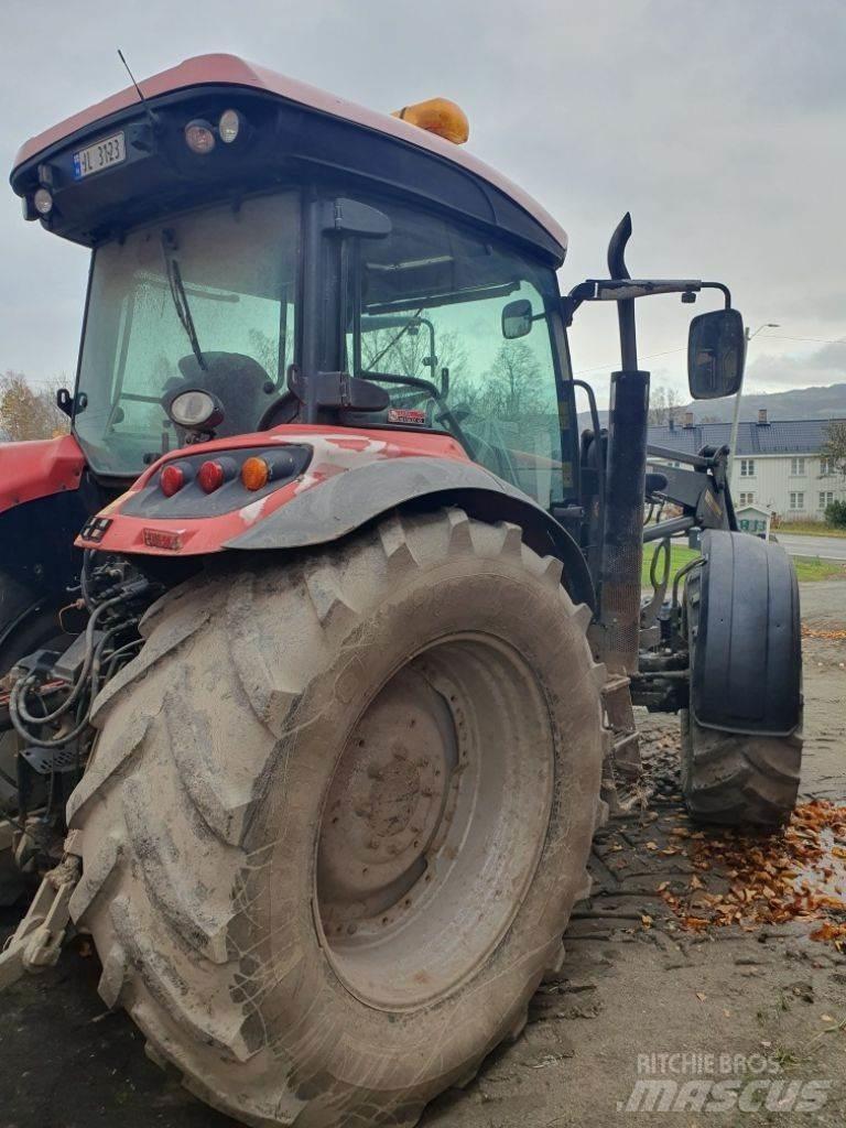 McCormick MC 130 الجرارات