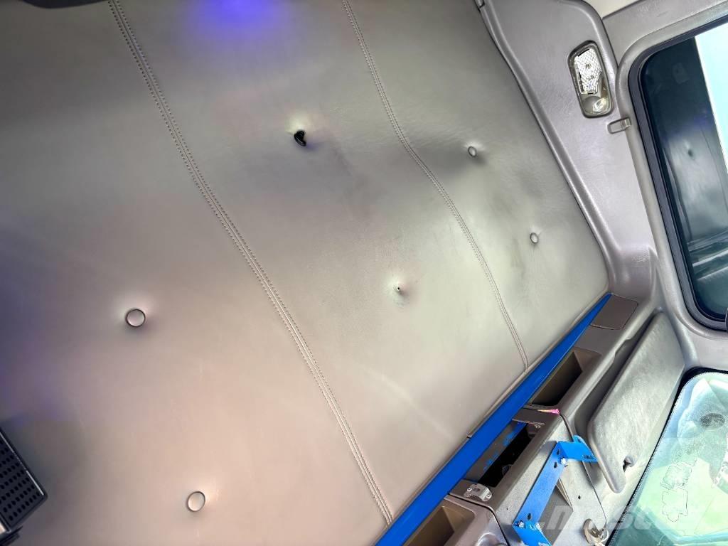 Kenworth W900 وحدات الجر