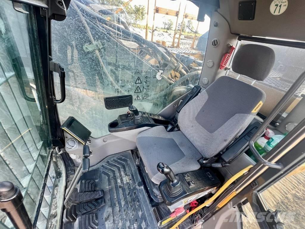 Volvo EC 480 E L حفارات زحافة