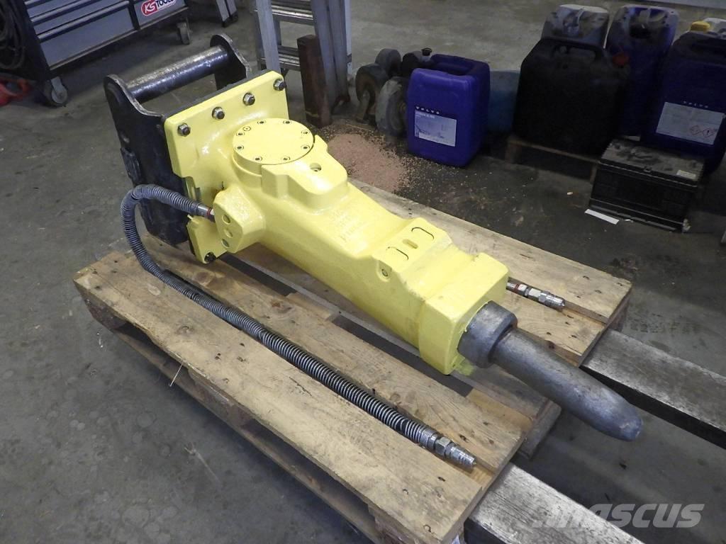 Epiroc SB 302 مطارق / كسارات
