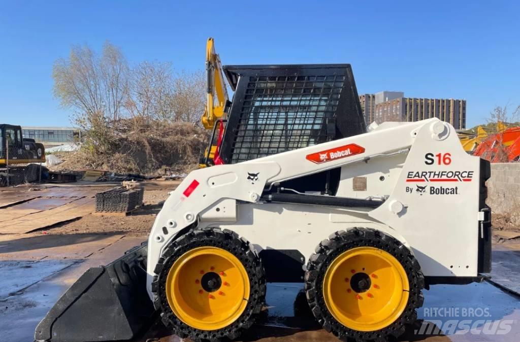 Bobcat S 16 لوادر انزلاقية التوجيه