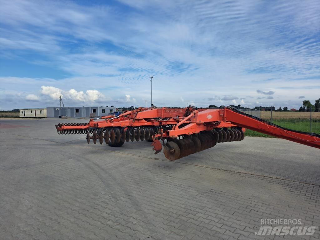 Kuhn Discover XL 52 زحافات ساحقة