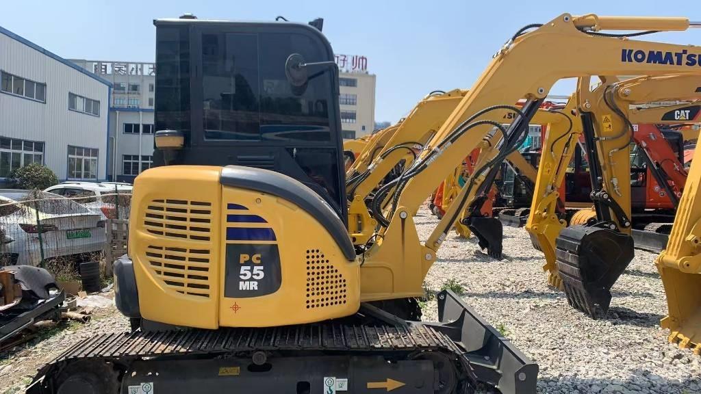 Komatsu PC 55 MR حفارات زحافة