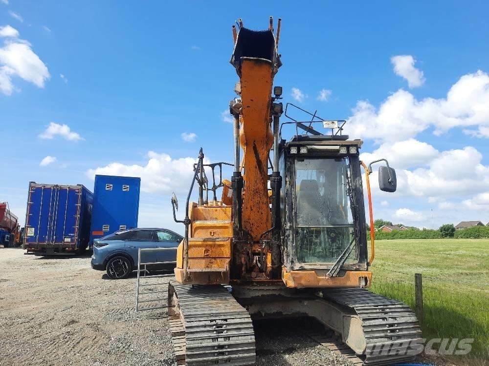 JCB 140 X حفارات زحافة