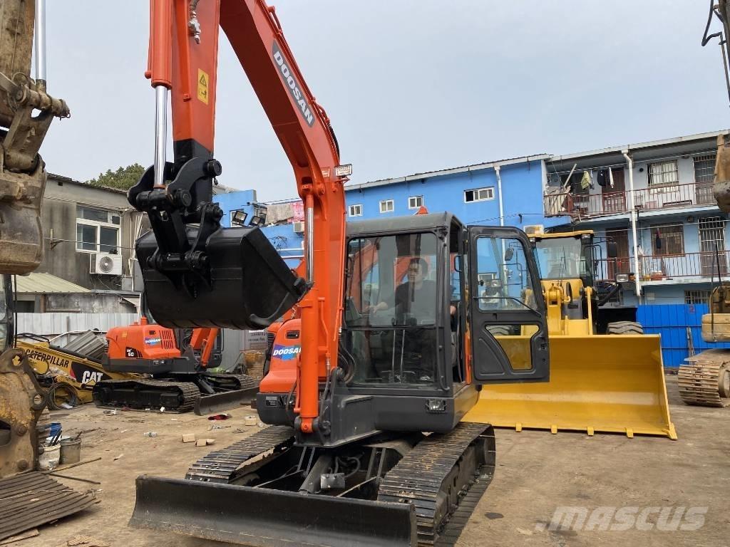 Doosan DH 60-7 حفارات صغيرة أقل من 7 طن (حفارات صغيرة)
