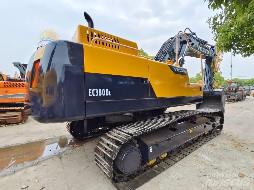 Volvo EC 380 D L حفارات زحافة