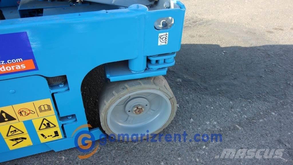 Genie GS 1932 رافعات مقصية الشكل