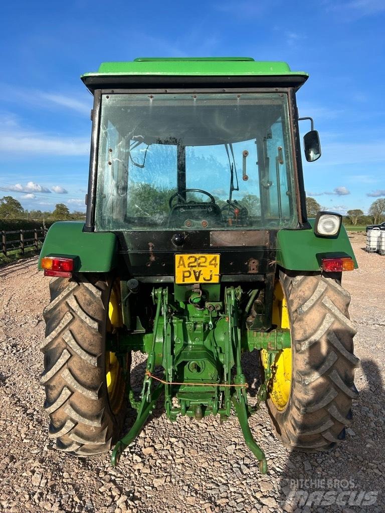 John Deere 2040 S الجرارات